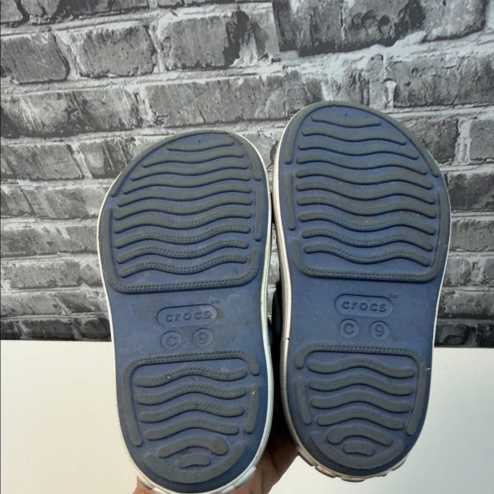 CROCS Navy and Gray Sandals - Picture 6 of 8